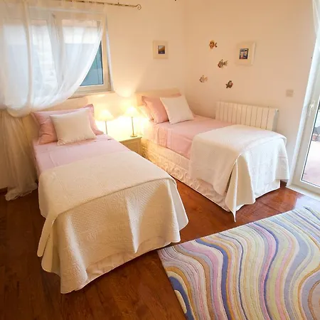 Tempera Villa *